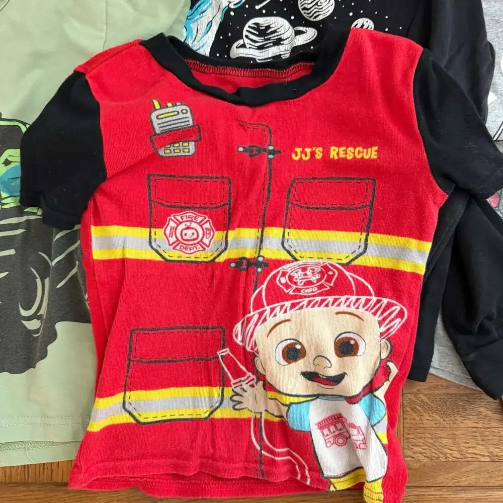 Lot of 9 Boys 5T Pajamas Assorted Long Short Sleeve Paw Patrol Cocomelon Trucks